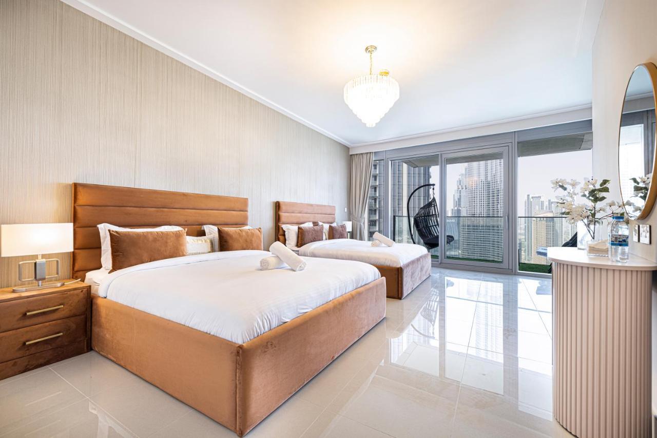 Magnificent Homes, Stunning Burj Khalifa And Fountain View دبي المظهر الخارجي الصورة
